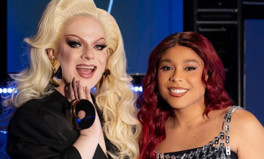 Briga entre Blogueirinha e Lorelay Fox