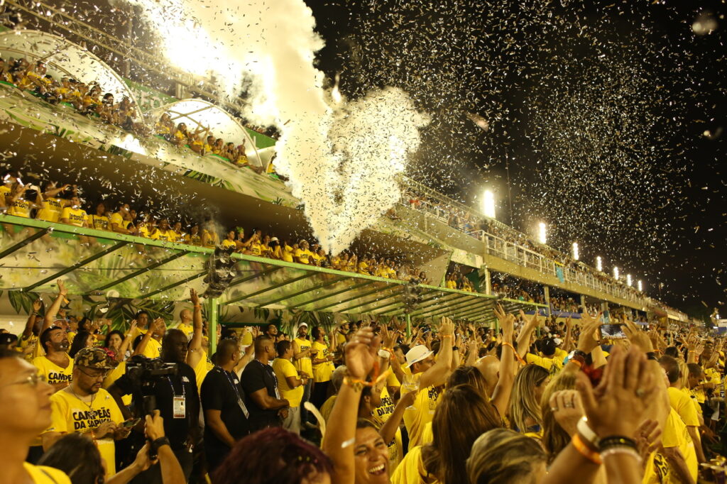 Camarote Folia Tropical na Sapucaí