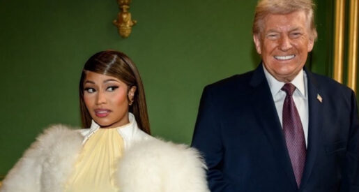 Em meio a protestos pelas a&ccedil;&otilde;es do ICE, Nicki Minaj defende Trump: "f&atilde; n&uacute;mero 1"
