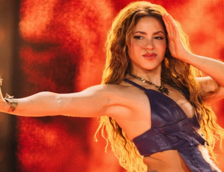 Todo mundo no... M&eacute;xico! Shakira faz show gratuito na capital e quebra recorde de p&uacute;blico