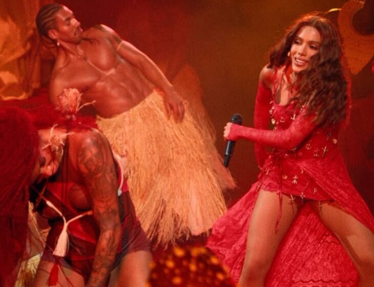 Anitta estreia Equilibrivm Tour sendo ovacionada em Porto Alegre